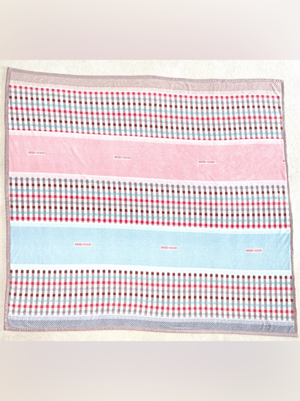 Striped Plaid Patchwork Large Fleece Blanket with Pink & Blue Panels New - Picture 2 of 5